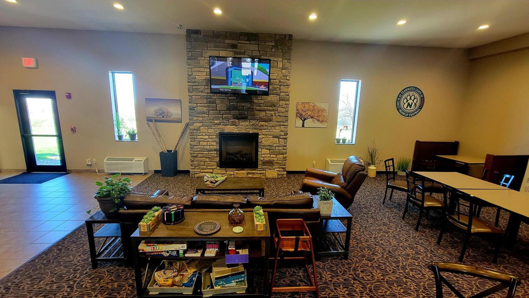 Cobblestone Inn & Suites Maryville 外观 照片