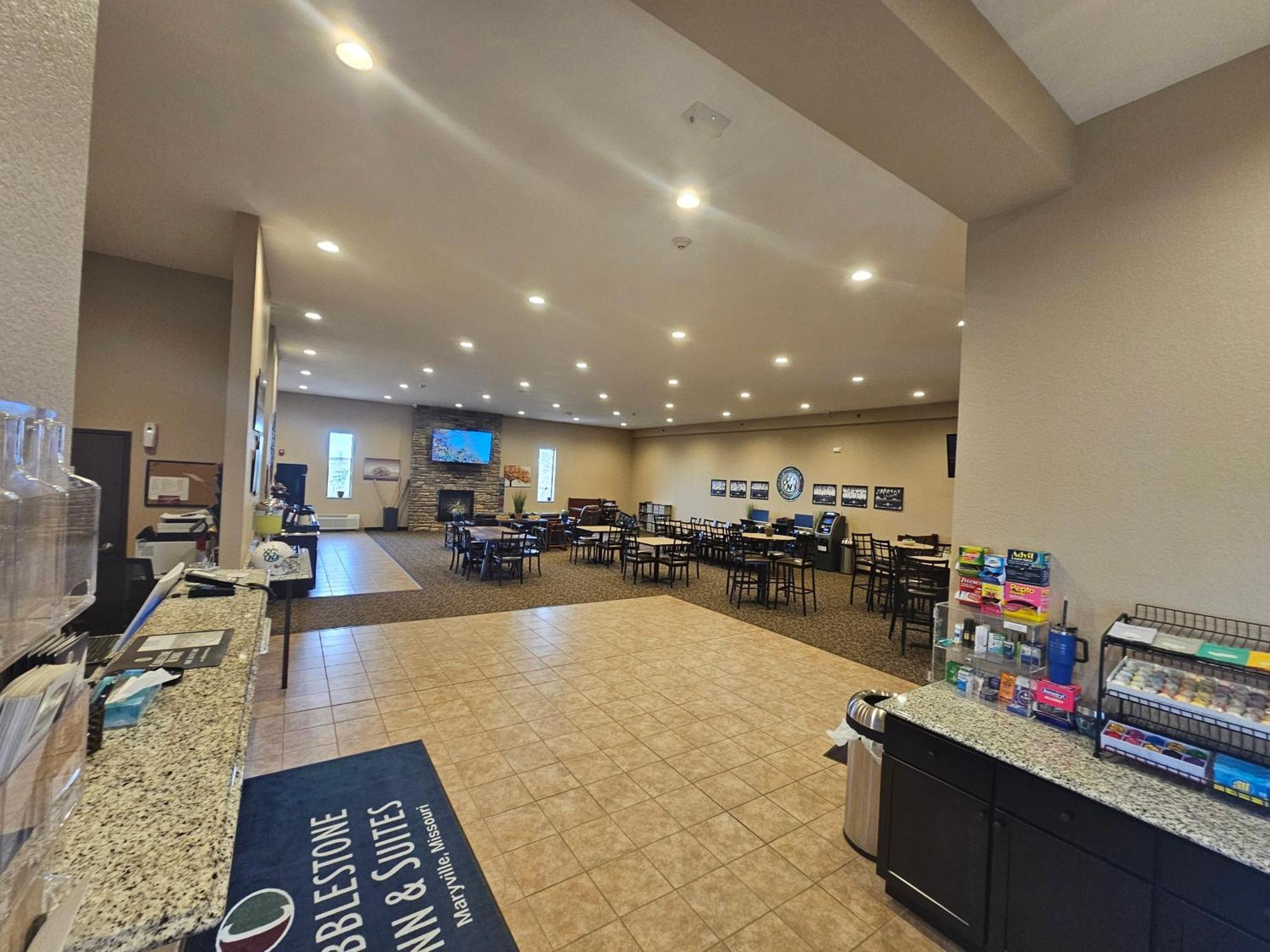 Cobblestone Inn & Suites Maryville 外观 照片